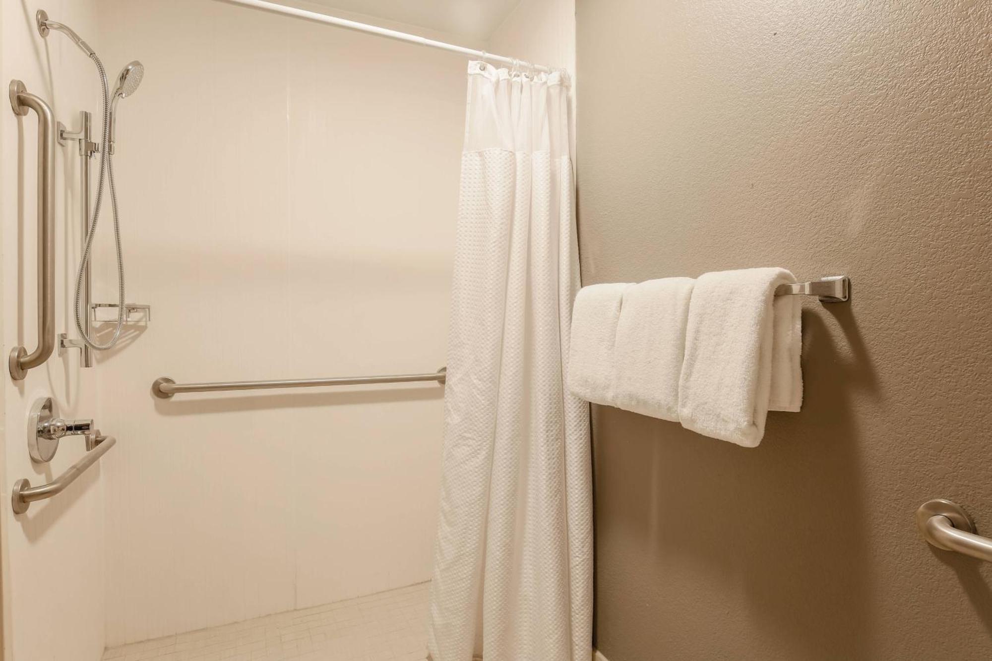Courtyard By Marriott Monroe Airport Hotell Eksteriør bilde